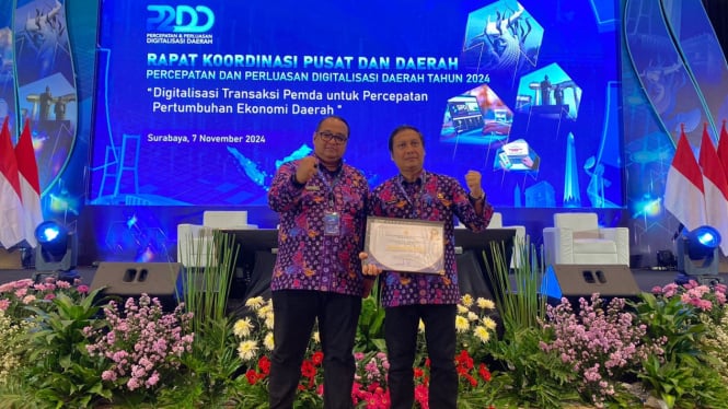 Pemkab Tangerang Terima Penghargaan TP2DD 2024