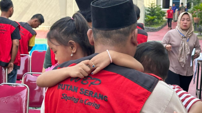 Haru Ayah dan Anak di Rutan Kelas IIB Seran.