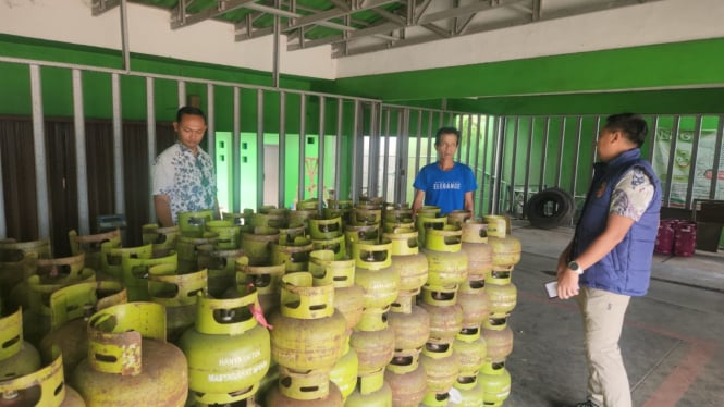 Pengecekkan Ketersediaan Gas LPG 3kg oleh Polda Banten.