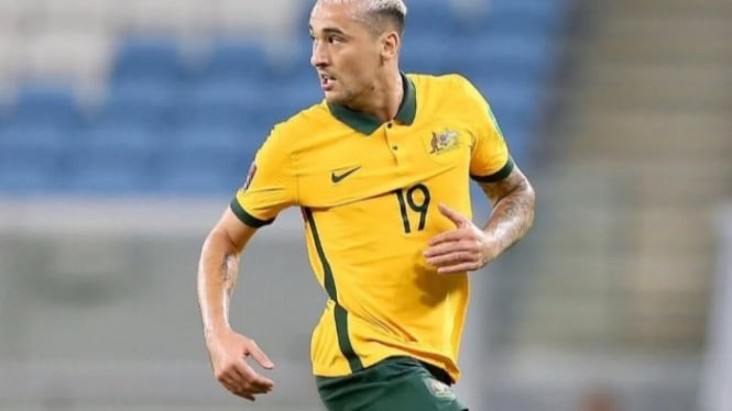 Bek Australia Jason Davidson