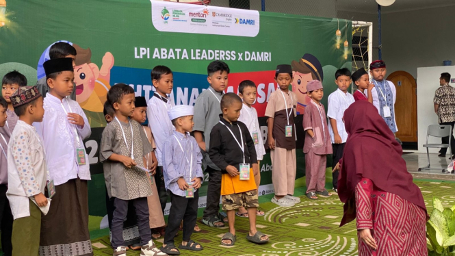 Kegiatan sosial LPI Abata Leaderss