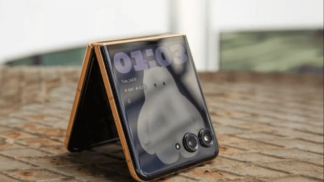 Smartphone Lipat AI