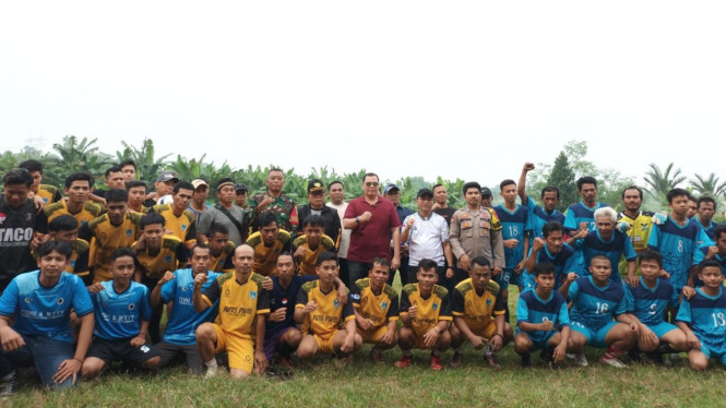 Walikota Serang, Budi Rustandi, Bersama Warga Kelurahan Gelam.