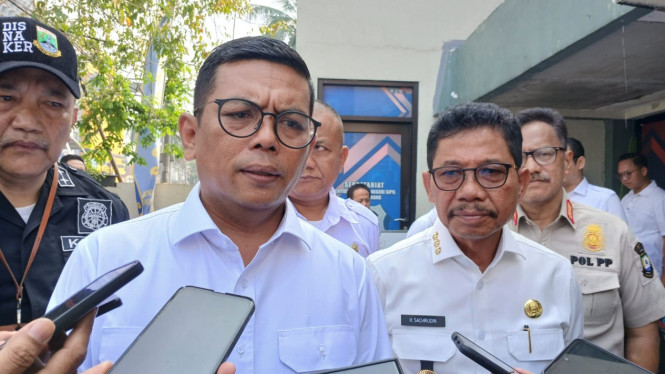 Gubernur Banten Andra Soni di Tangerang