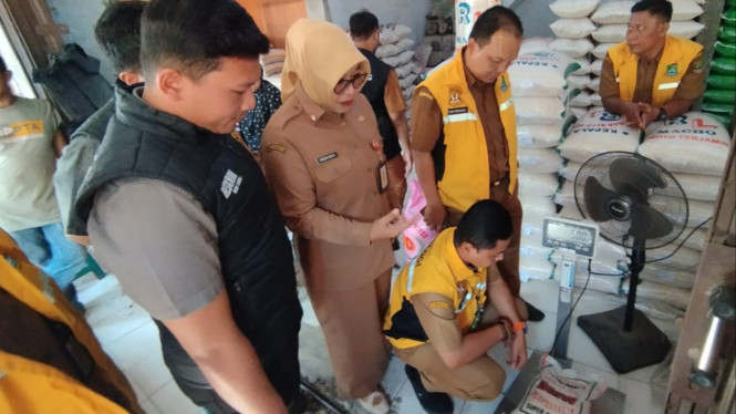Pengawasan Beras di Pasar Kranggot, Cilegon.