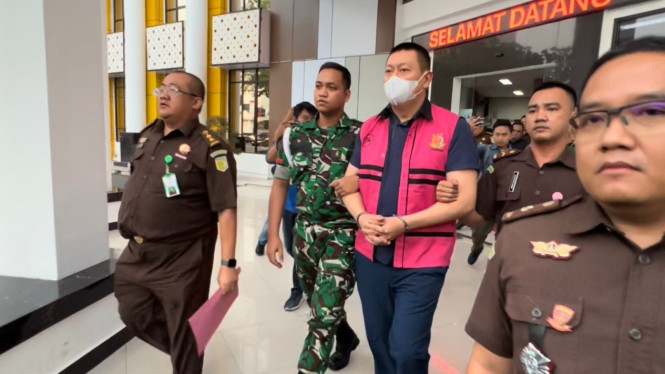 Kejati Jambi Tahan BK, Komisaris PT PAL.