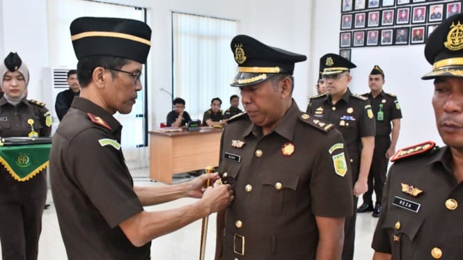 Kajati Jambi Lantik Kajari dan Aspidsus.