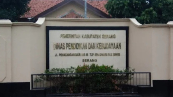 Kadis Dindikbud Kabupaten Serang