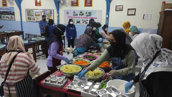 MBG di Dapur Sekolah