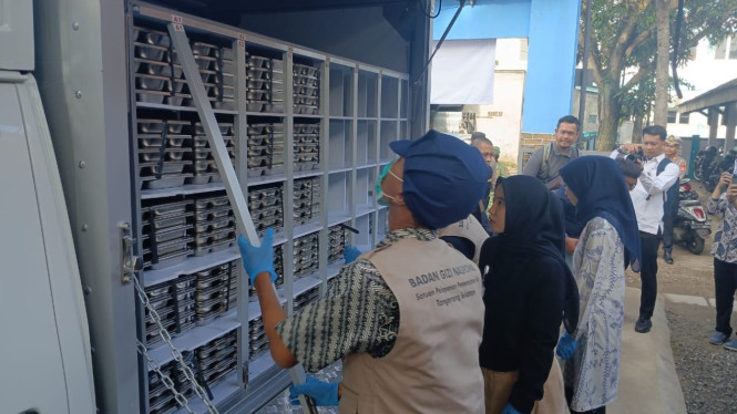Pendistribusian menu MBG di Tangsel