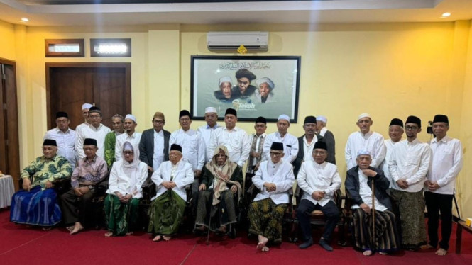 Gus Yahya dan KH Miftcahul Akhyar di Lirboyo