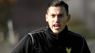 Bersinar di Serie A, Jay Idzes Jadi Rebutan Lazio dan Juventus! Akankah Milan Juga Ikut Buru Bek Garuda Ini?