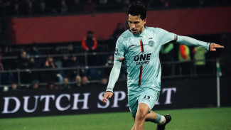 Thom Haye Bikin Ajax Kewalahan! Jordan Henderson Terpaksa Akui Kehebatan Sang Gelandang di Laga Sengit Eredivisie