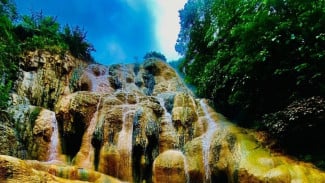Wisata Pancuran Pitu Baturaden! Relaksasi di Sumber Air Panas Alami Kaki Gunung Slamet
