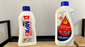 Oli Matic Terbaik? AHM MPX2 vs Federal Racing, Mana yang Bikin Mesin Lebih Awet?