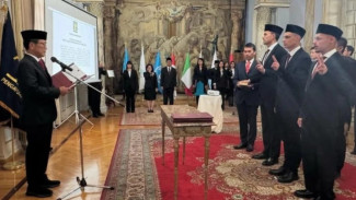 Langit Roma Jadi Saksi! Emil Audero, Joey dan Dean James Ambil Sumpah WNI, Media Italia Terkejut