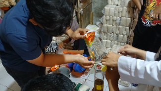 Satgas Pangan Polres Wonosobo dan Disdag,  Cek Ketersediaan dan Berat Bersih Minyak Kita di Pasaran