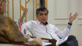 Inilah Alasan Menteri Ketenagakerjaan, Yassierli Berikan Bonus Hari Raya Keagamaan ke Pengemudi dan Kurir Online