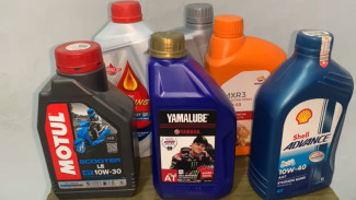 Bosan dengan Yamalube? Ini 5 Rekomendasi Oli Terbaik untuk Yamaha Nmax dan Aerox