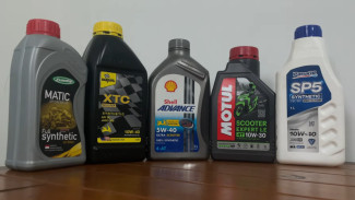 Oli Aftermarket atau Genuin AHM? Ini Daftar Oli Terbaik untuk Honda Vario Series agar Mesin Tetap Prima