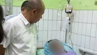 Bupati Sadewo Jenguk ART asal Banyumas yang Alami Penganiayaan Oleh Majikan