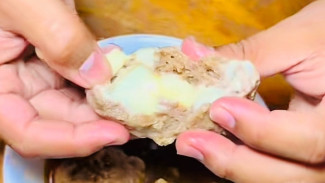 Pentol Dadi Kanca: Sensasi Pentol Mozarela Lumer yang Bikin Ngiler di Purbalingga!