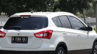 Mengenal Suzuki SX4 S-Cross, Crossover Tangguh dengan Fitur Canggih
