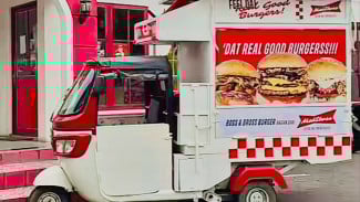 Boss & Bross Burger! Kuliner Viral Mexican Snack Hadir di Purwokerto dengan Konsep Food Truck