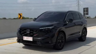 Honda CRV Hybrid Terbaru, SUV Premium dengan Harga Rp800 Juta dan Desain Menggoda! Apa Saja Keunggulannya?