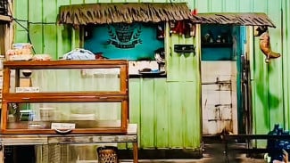 Nostalgia Rasa SMA di Loja De Cafe, Tempat Nongkrong Legendaris Nggak Pernah Ada Sepinya!