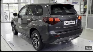 Nggak Nyangka! Suzuki Vitara Ternyata Punya Teknologi Hybrid Canggih yang Bikin Irit Tapi Tetap Ngebut Maksimal!