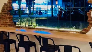 Baru Buka Tapi Udah Jadi Basecamp Anak Skena! Ini Dia Maridjah, Kedai Kopi Hits di Simpang Sumampir