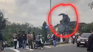 Patung Tugu Biawak di Wonosobo Belum Selesai 100 Persen, Mendadak Viral Jadi Spot Foto