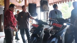 100 Sepeda Motor Operasional untuk Kades di Banyumas, Bupati Sadewo: Butuh Kinerja Lebih Baik