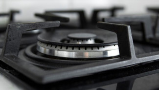 Cuma Butuh 10 Menit!, Tungku Kompor Gas Berkerak Auto Kinclong Modal Air Jeruk Nipis Campur Baking Soda