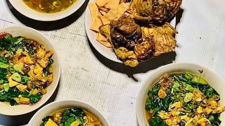 Mie Ayam Rasa Soto? Cuma Ada di Mie Ayam Babeh, Legendaris Purwokerto yang Bikin Nagih!