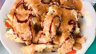 Batagor Goyang Lidah Mang Ogi, Cita Rasa Legendaris Bikin Nostalgia dari Jakarta ke Purwokerto Sejak 1995!