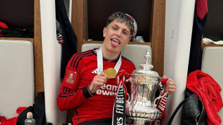 Sengit! 2 Klub Berjersey Biru Bersaing Dapatkan Alejandro Garnacho