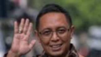 Hasan Nasbi Mundur dari Kepala PCO: Keputusan Mengejutkan di Tengah Sorotan Publik dan Kritik Tajam