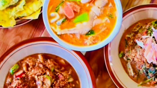 Siapa Kangen Lotek, Rujak, Karedok? Ini Dia Warung Bu Bety Rekomendasi Warung Murah di Cilacap!