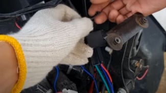 Mau Motor Kamu Selalu Aman? Begini Cara Pasang GPS di Motor yang Gampang dan Praktis!