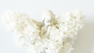 Rezeki Deras Berkat Hati Tulus! 5 Weton yang Dicintai Malaikat Menurut Primbon Jawa