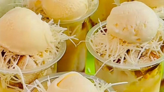 Es Teler Tugu 44! Es Teler Topping Ice Cream Porsi Jumbo di Purwokerto, Segernya Nagih Banget