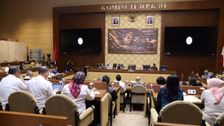 Negara Tak Boleh Kalah! Komisi II DPR Desak Kemendagri Segera Cabut Izin Ormas yang Terlibat Premanisme