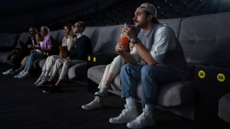 5 Film Indonesia Mengharukan untuk Ditonton Bareng Keluarga, Siap Baper Sepanjang Cerita