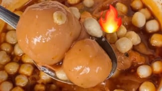 Ceu Epon Jajanan Khas Bandung di Purwokerto, Baso Aci dan Cuanki Enaknya Tak Ada Lawan