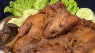 2 Rekomendasi Ayam Goreng Enak di Purwokerto, Kremesnya Renyah Bikin Nagih