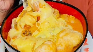 Nyesel Gak Coba Seblak Tararasik! Sensasi Pertama Seblak Keju di Purwokerto yang Bikin Lidah Bergoyang