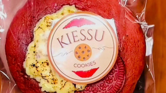 Seru-seruan Mukbang Giant Cookies & Soft Cookies Murah di Purwokerto, Camilan Manis Favorit Semua!