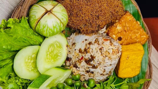 Menikmati Lezatnya Menu Khas Sunda di Dapoer Prambanan Purwokerto, Favorit Ayam Kangen dan Nasi Timbel!